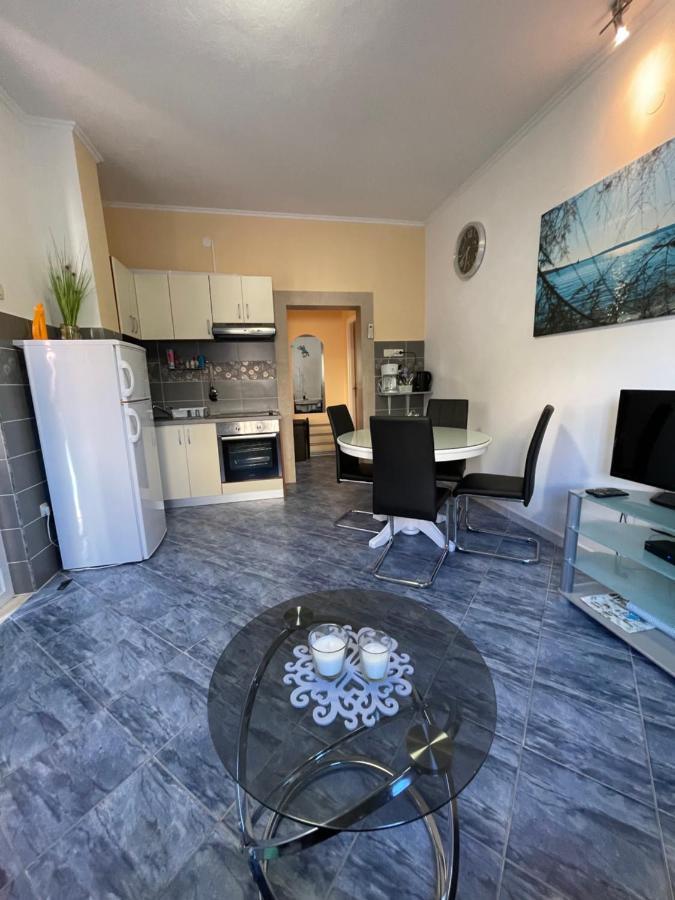 Apartamento Orangerie Kaštela Exterior foto